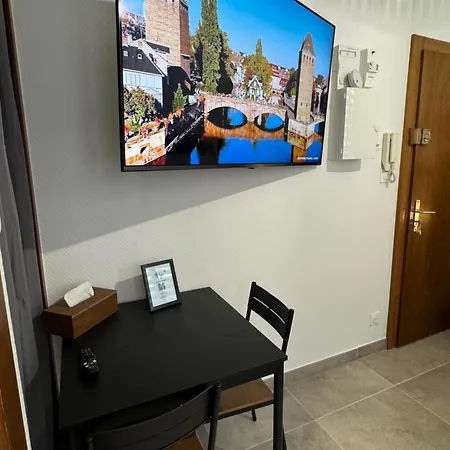 Moderne Hypercentre * Strasbourg